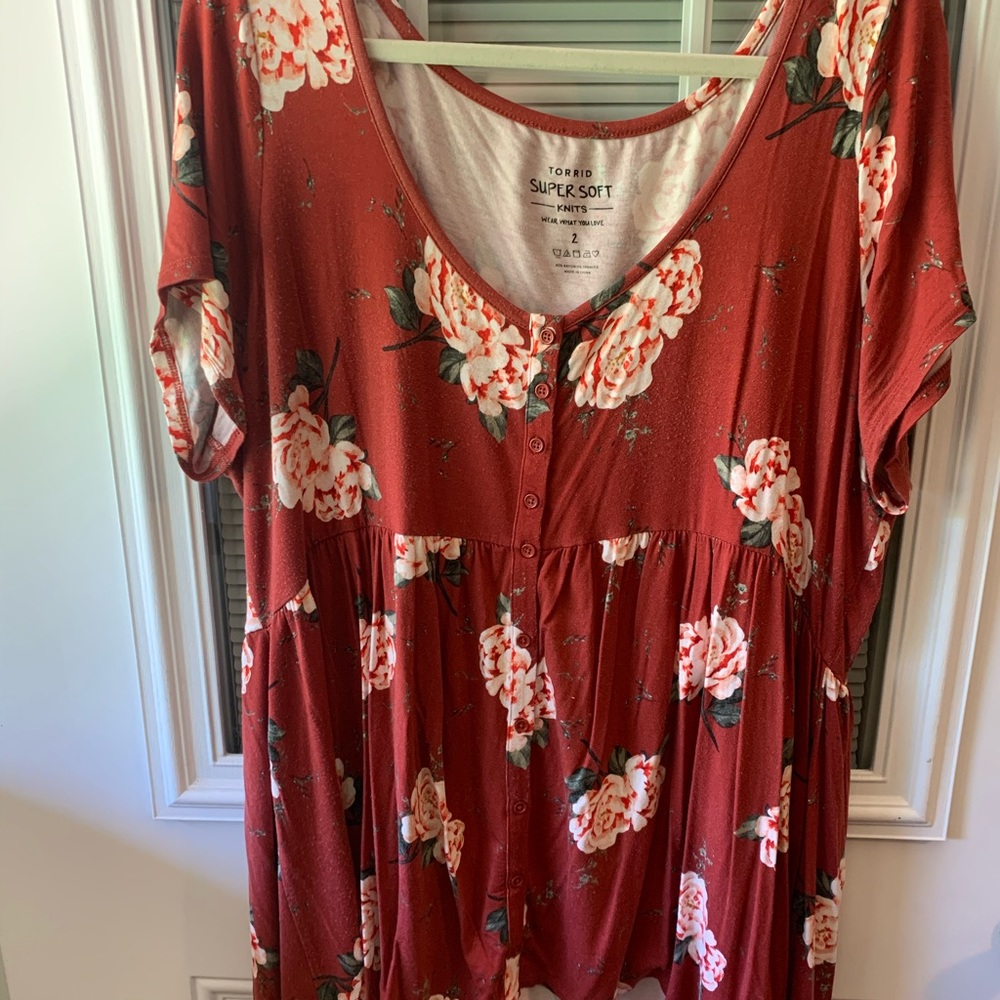 Torrid SUPER SOFT BUTTON FRONT BABYDOLL TOP